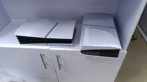 Play Station 5 Slim - main view