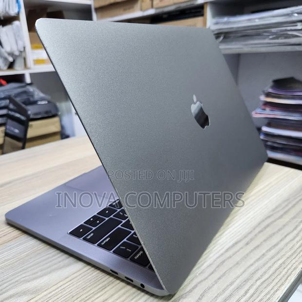 Laptop Apple MacBook Pro 2019 16GB Intel Core I7 SSD 1T - thumbnail 2
