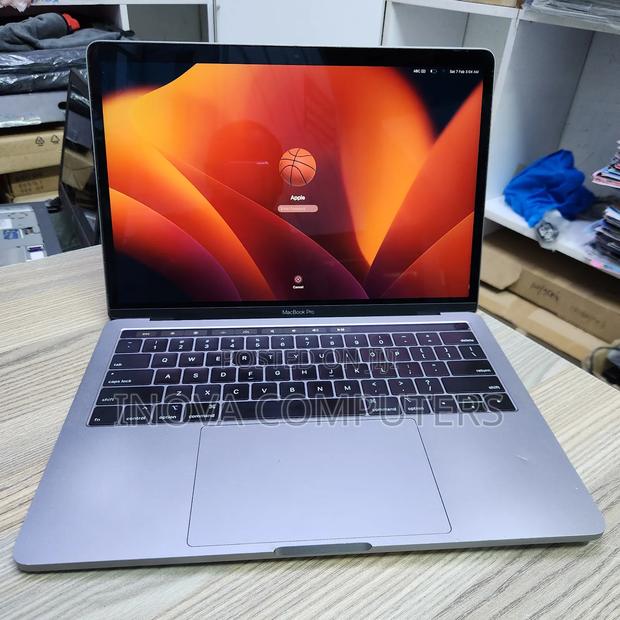 Laptop Apple MacBook Pro 2019 16GB Intel Core I7 SSD 1T - thumbnail 3
