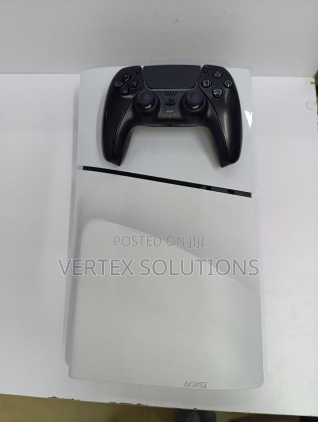 Play Station 5 Slim - main view