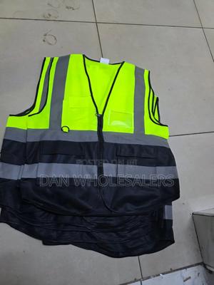 Executive Reflector/Reflector With Pockets Zipper Front - main view