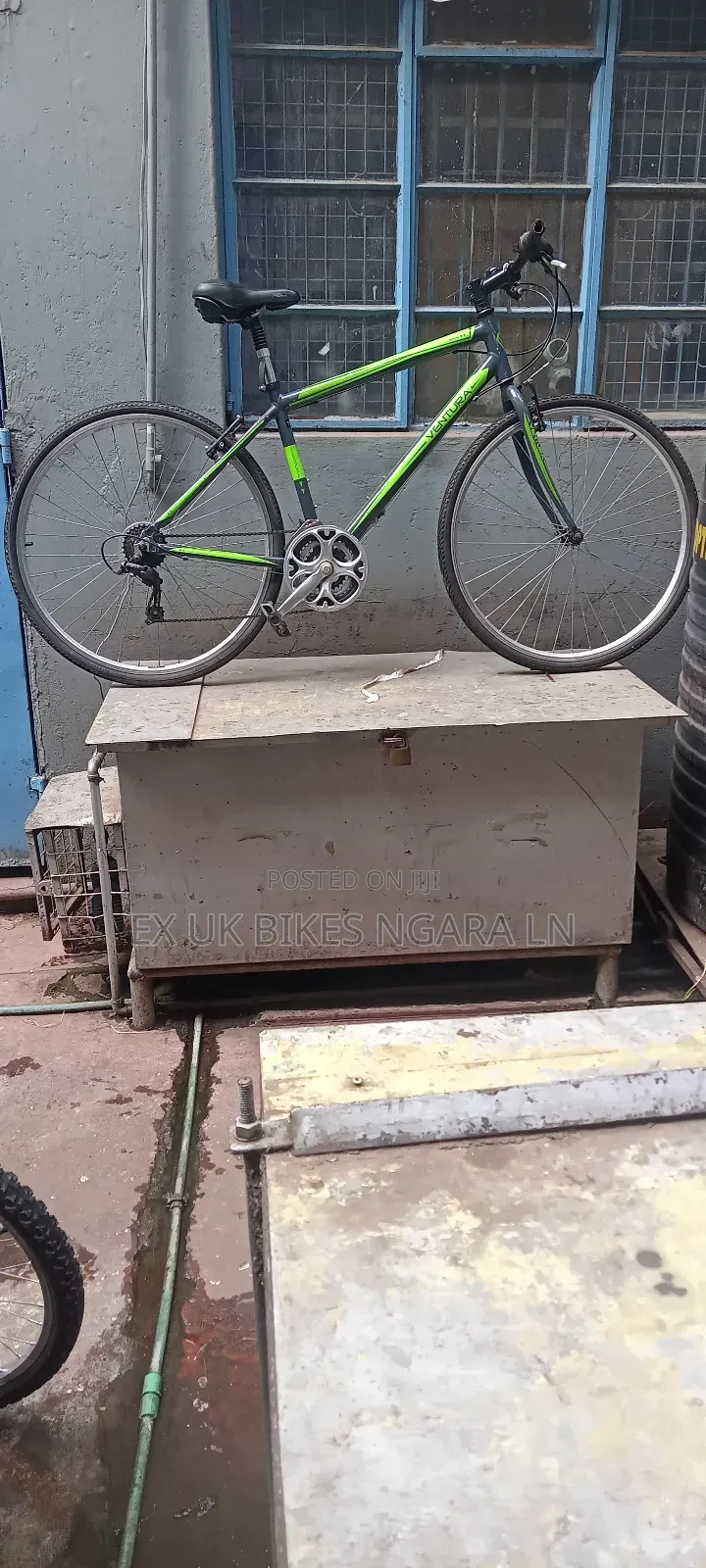 Ex Uk Size 28 Ventura Bicycle