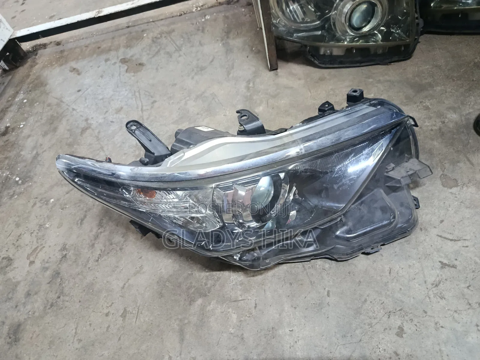 Ex Japan Headlight for Auris 2018 on Sale