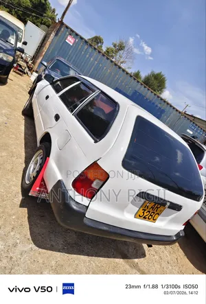 Toyota Corolla 1997 White