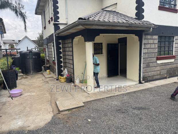 4 Bedroom Mansionett - thumbnail 5