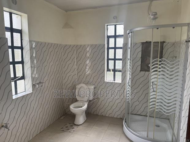 4 Bedroom Mansionett - thumbnail 10