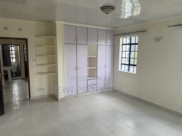 4 Bedroom Mansionett - thumbnail 12