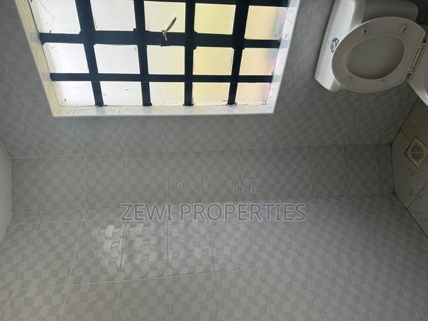 4 Bedroom Mansionett - thumbnail 9