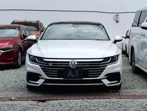 Volkswagen Arteon 2.0T SE R-Line w/20 AWD 4MOTION 2019 White