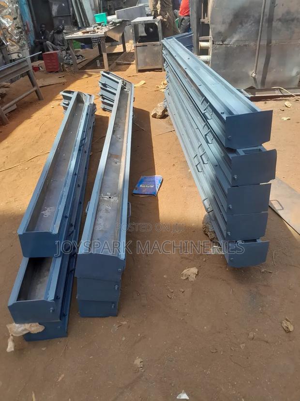 9 Feet Standard Fencing Post Molds - thumbnail 2