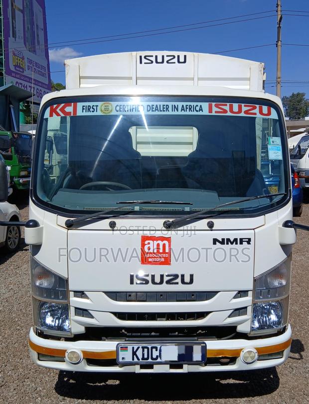 Isuzu NMR 2021 - thumbnail 5