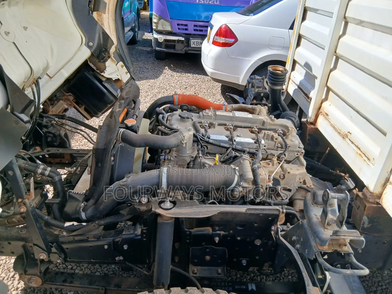 Isuzu NMR 2021