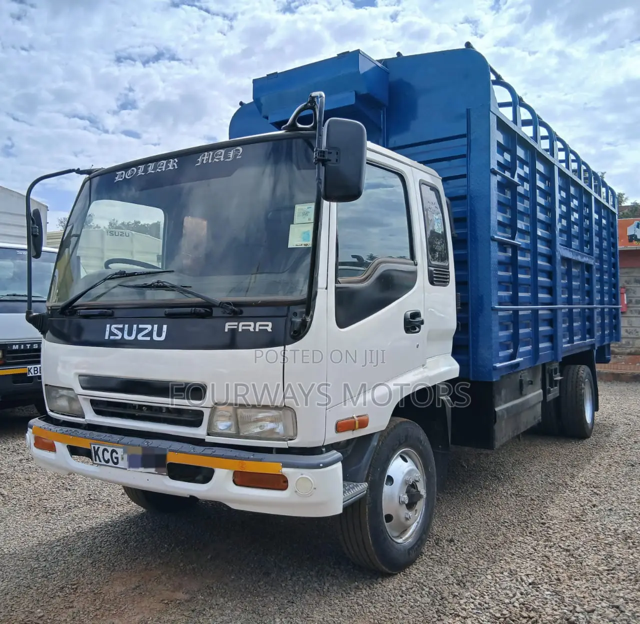 KCG Isuzu FRR 2016 White