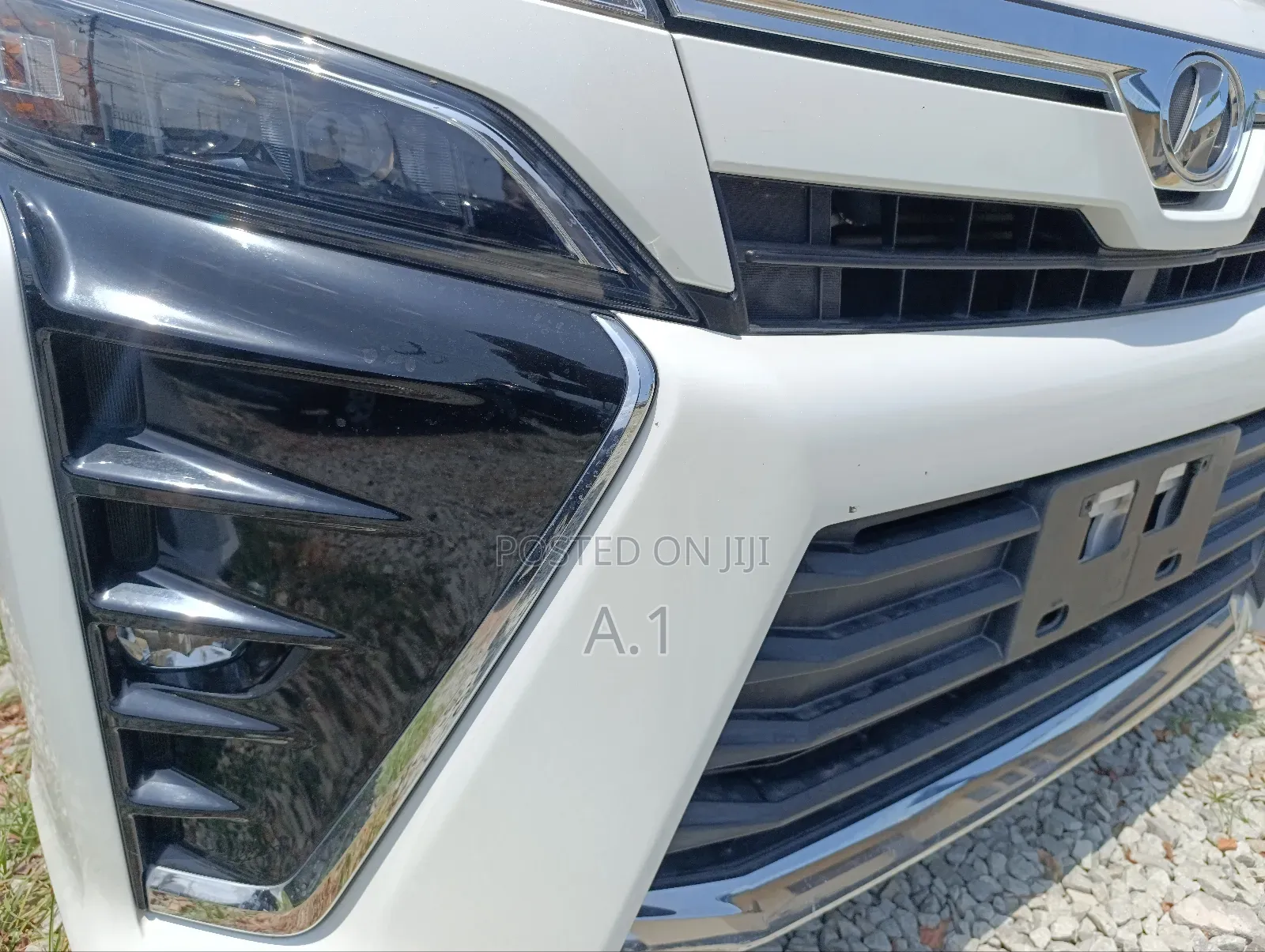 Toyota Voxy 2019 White