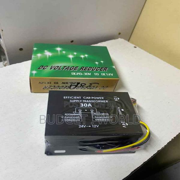 Compact 24v-12v 30a Car Power Converter