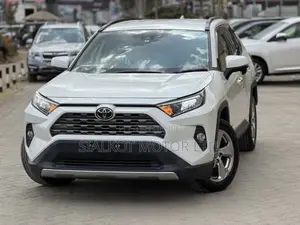 Toyota RAV4 2020 White