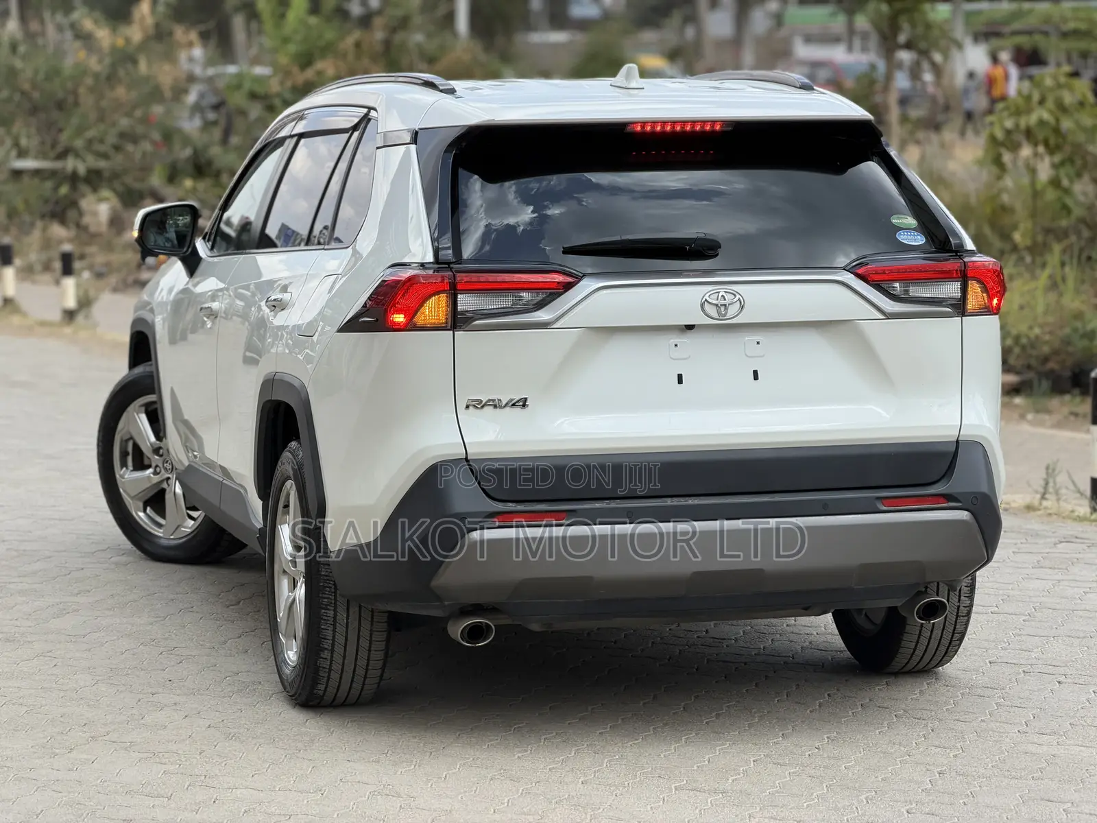 Toyota RAV4 2020 White