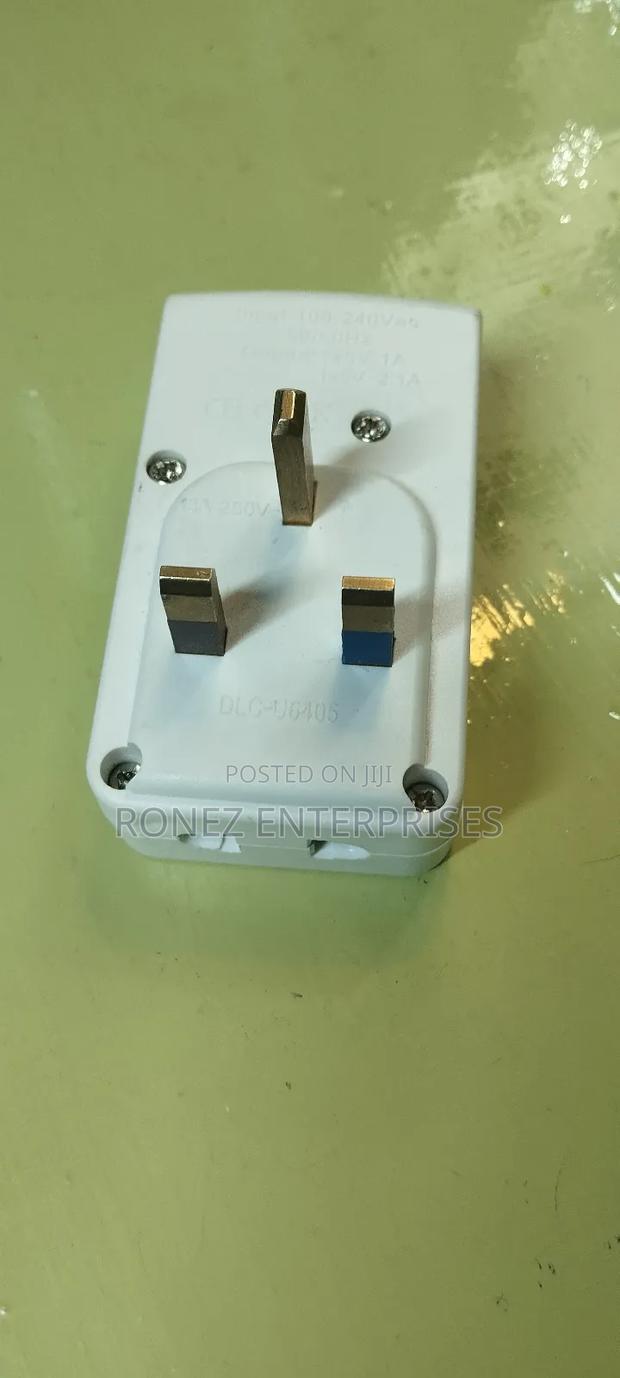Multi Plug With Usb - thumbnail 2
