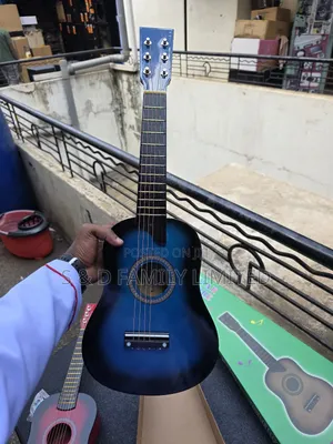 3016 Baby Guitar