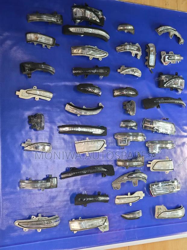 All Vehicles Side Mirror Signals/Side Mirror Indicator - main view