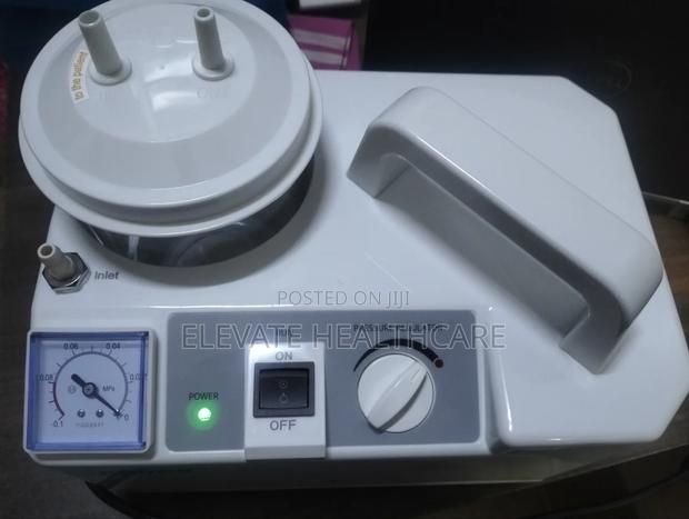 Yuwell Portable Suction Machine - thumbnail 2