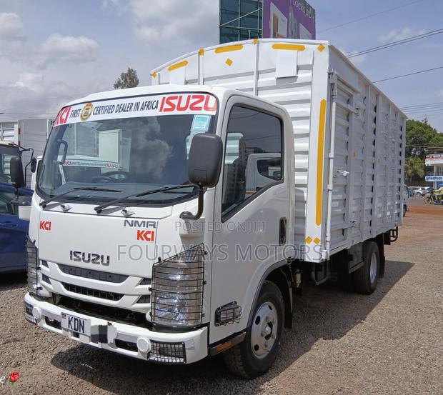 Clean Isuzu NMR KDN
