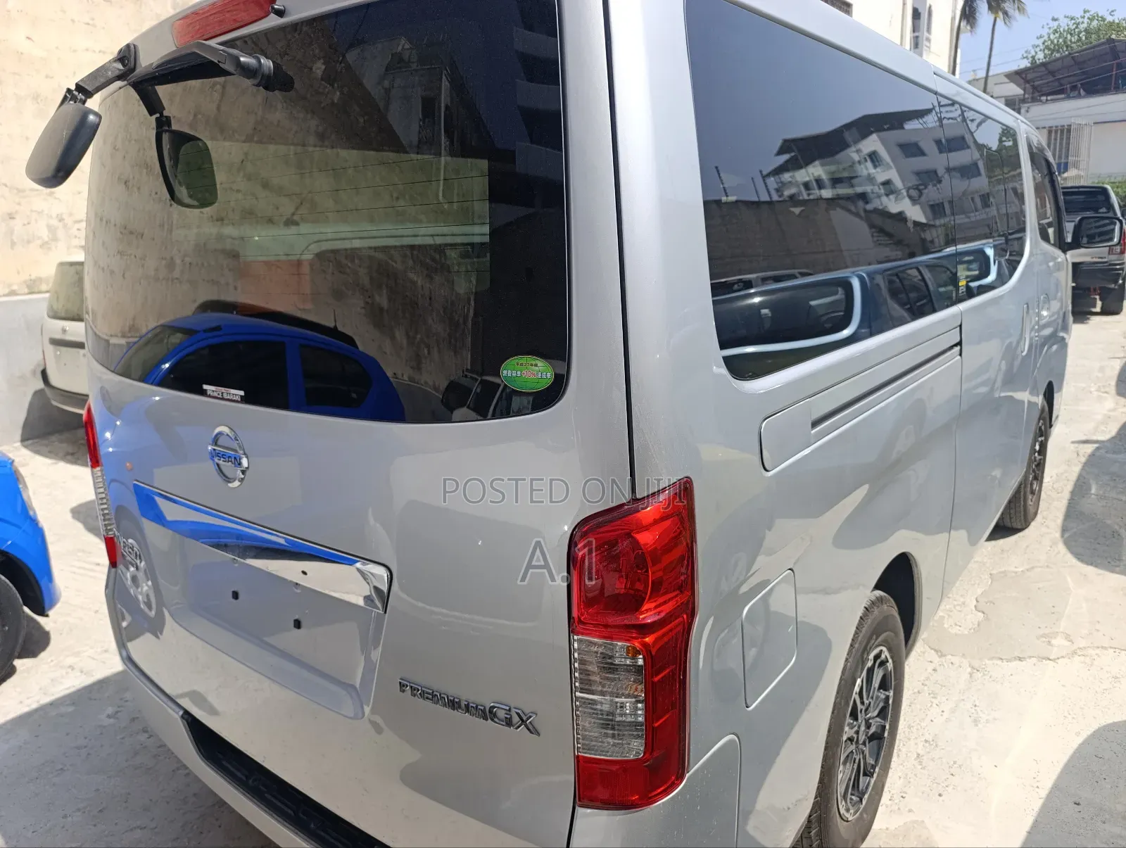 Nissan Caravan (Urvan) 2018 Silver