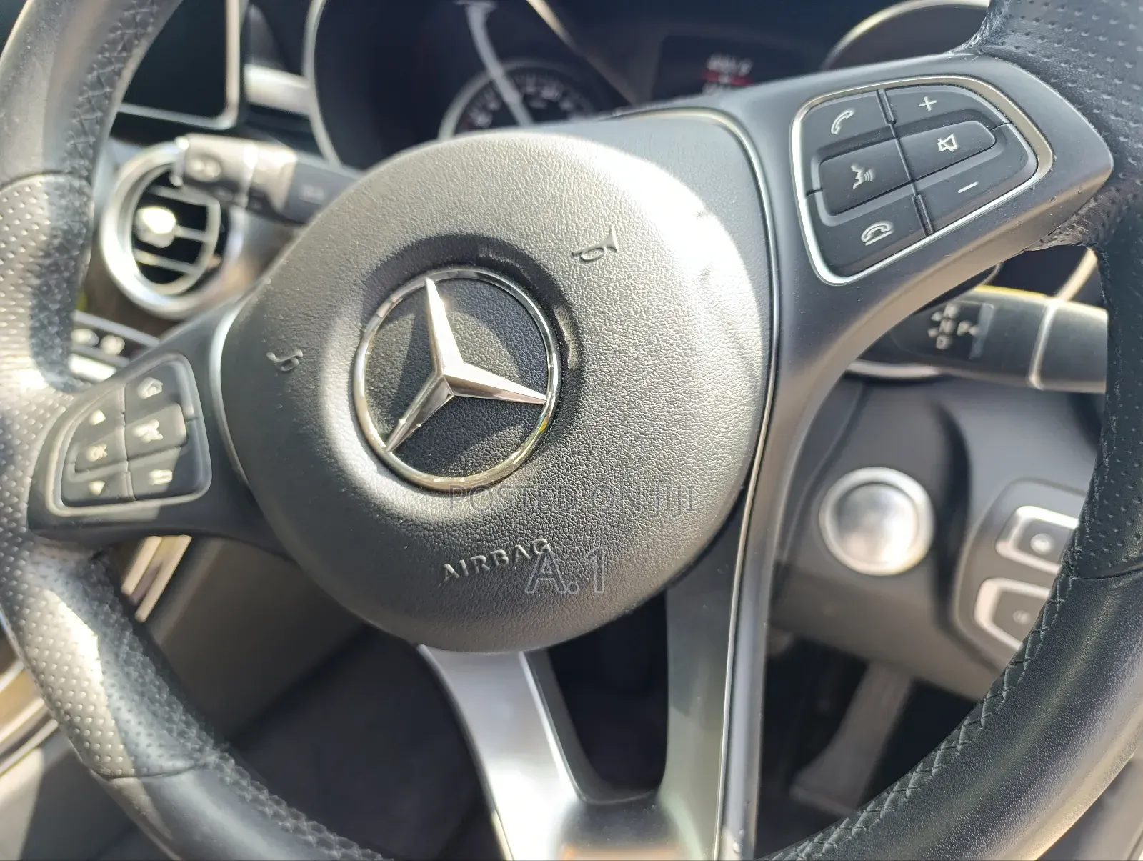 Mercedes-Benz C200 2018 White