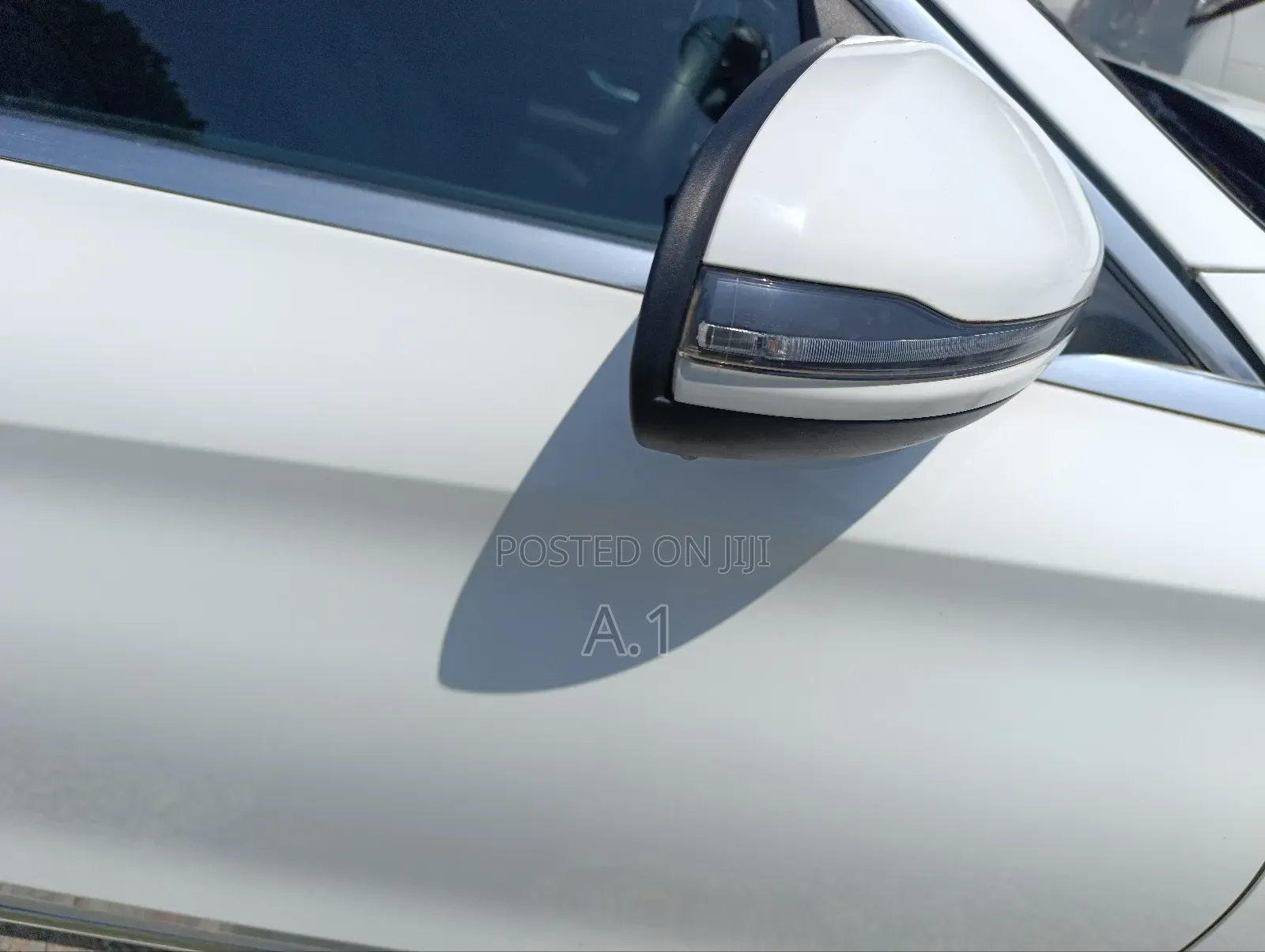 Mercedes-Benz C200 2018 White