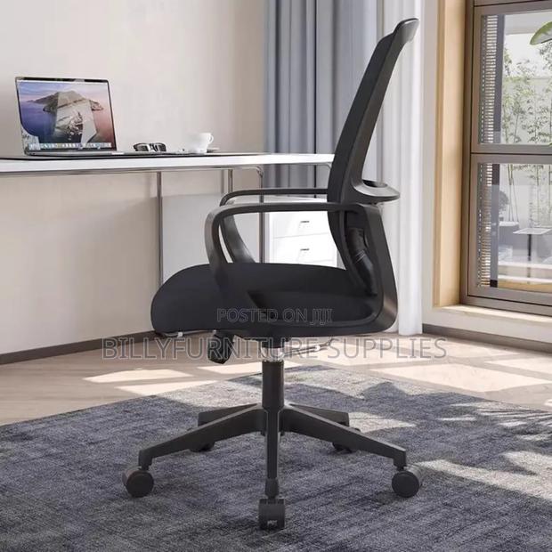 Strong Midback Office Chair - thumbnail 3