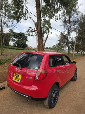 Mazda Verisa 2009 Red
