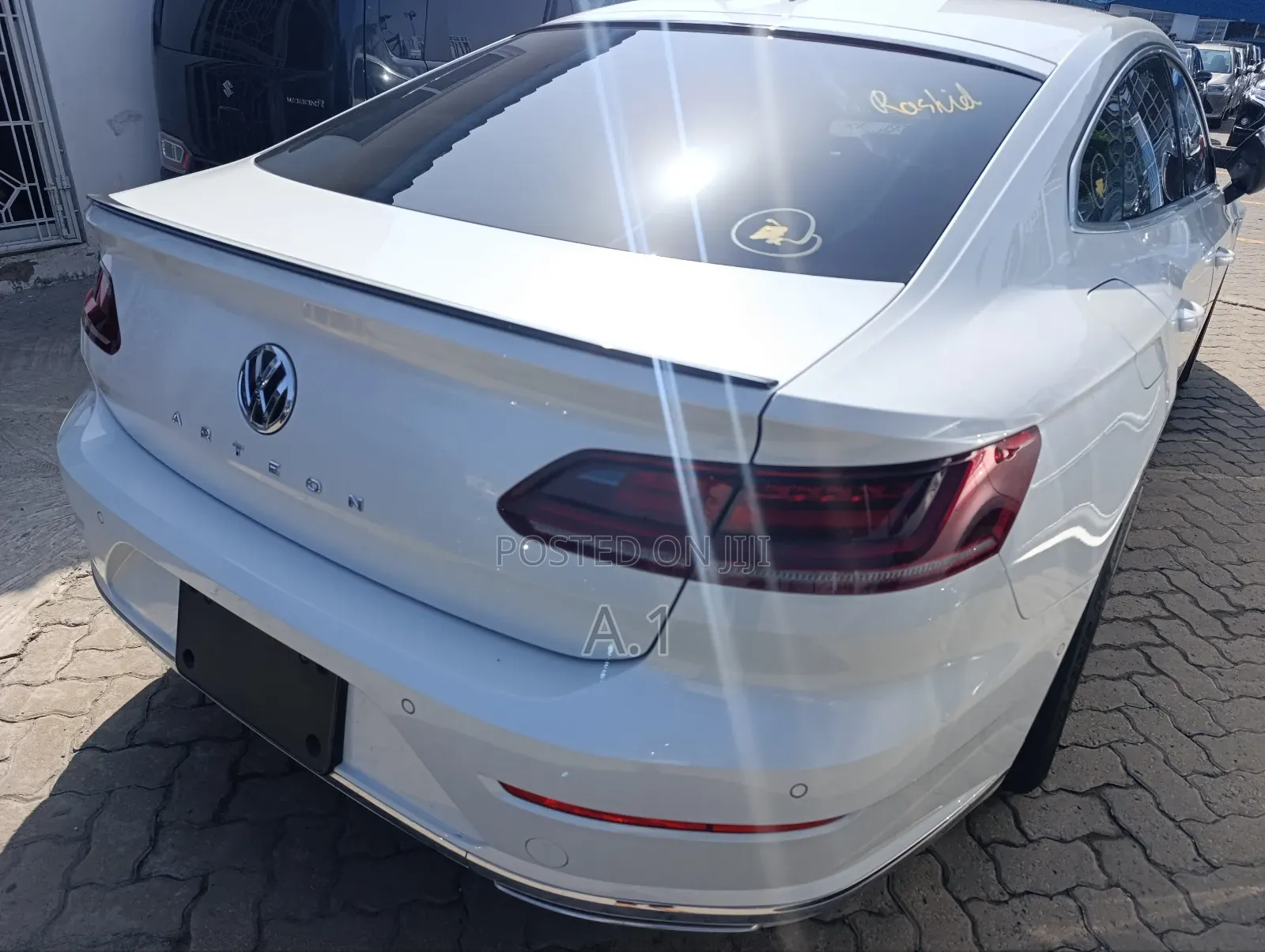 Volkswagen Arteon 2.0T SEL R-Line w/20 FWD 2019 Pearl