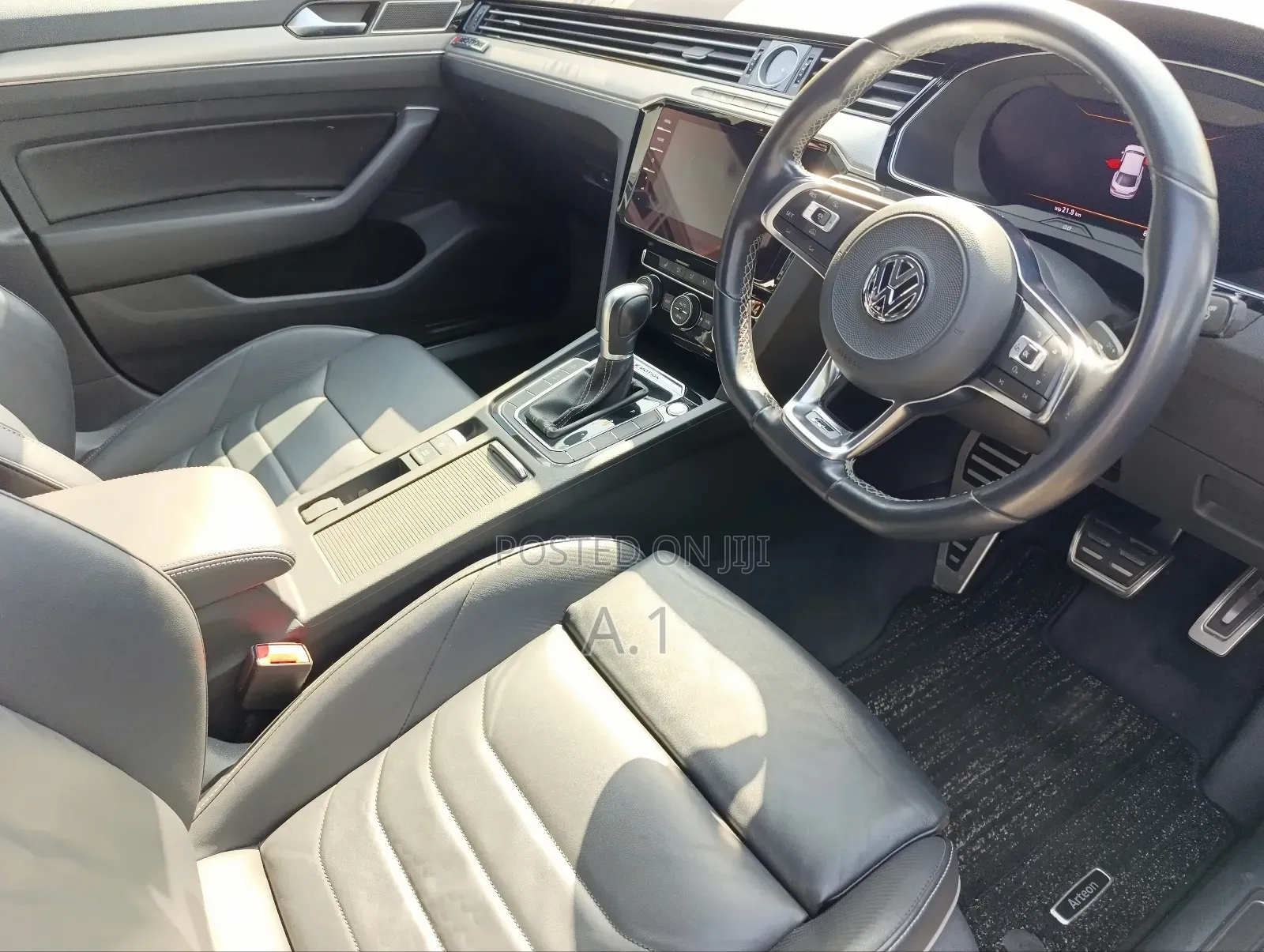 Volkswagen Arteon 2.0T SEL R-Line w/20 FWD 2019 Pearl