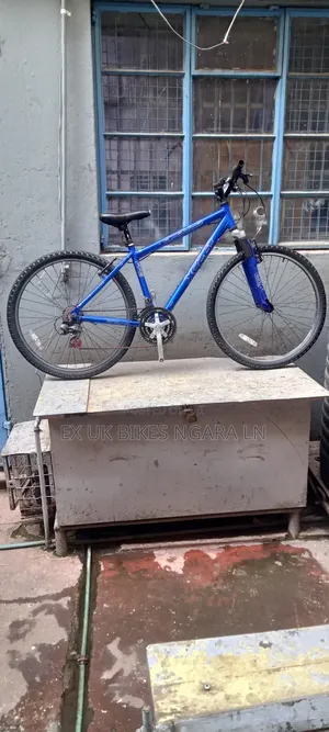 Ex Uk Size 26 Aluminum Apollo Mountain Bike 21speed