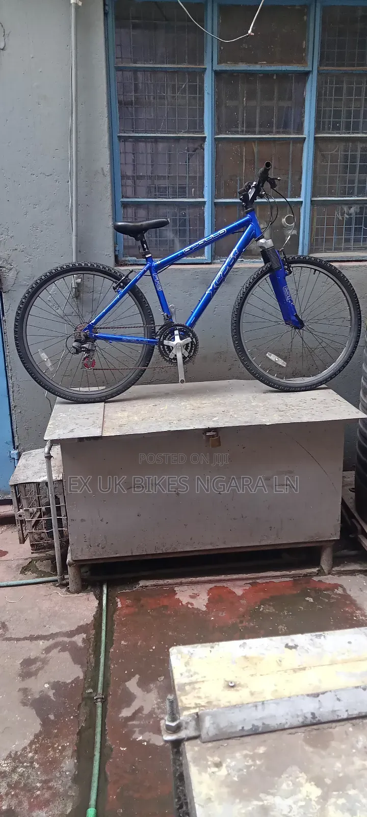 Ex Uk Size 26 Aluminum Apollo Mountain Bike 21speed