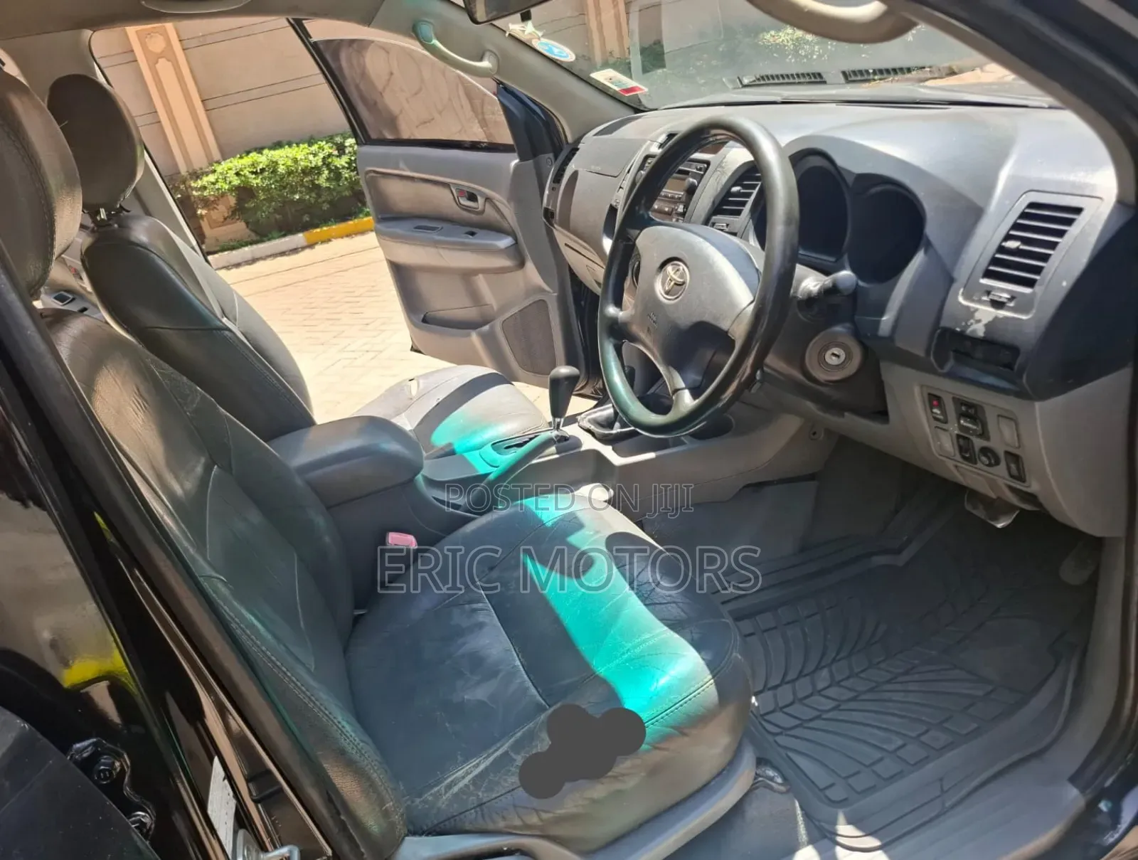 Toyota Hilux 2009 Black