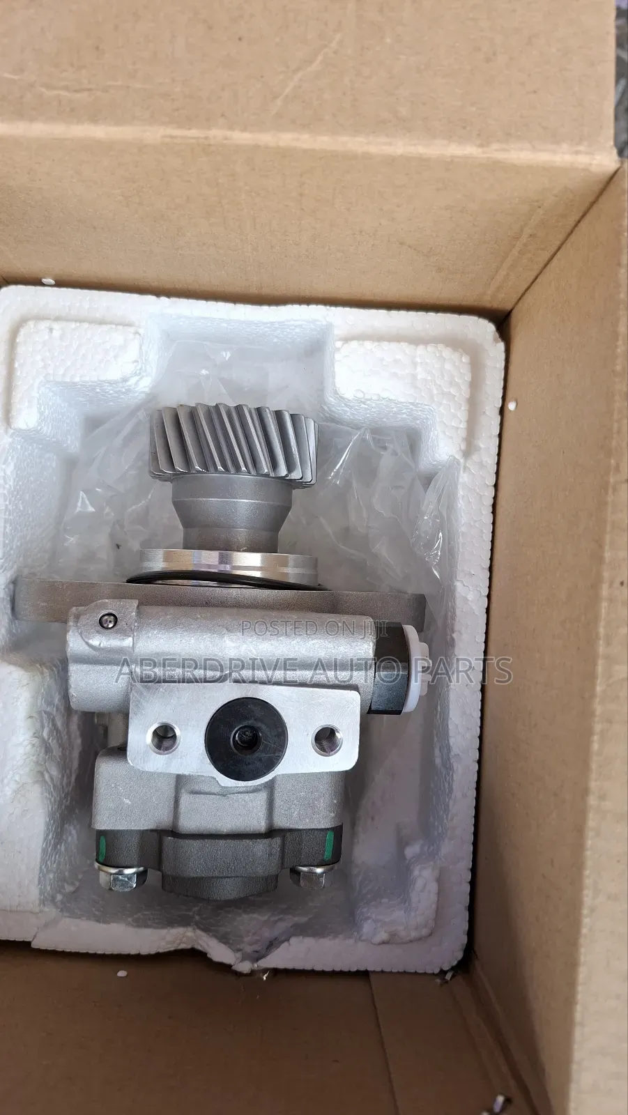 New Power Steering Pump Hino 300; W04d.