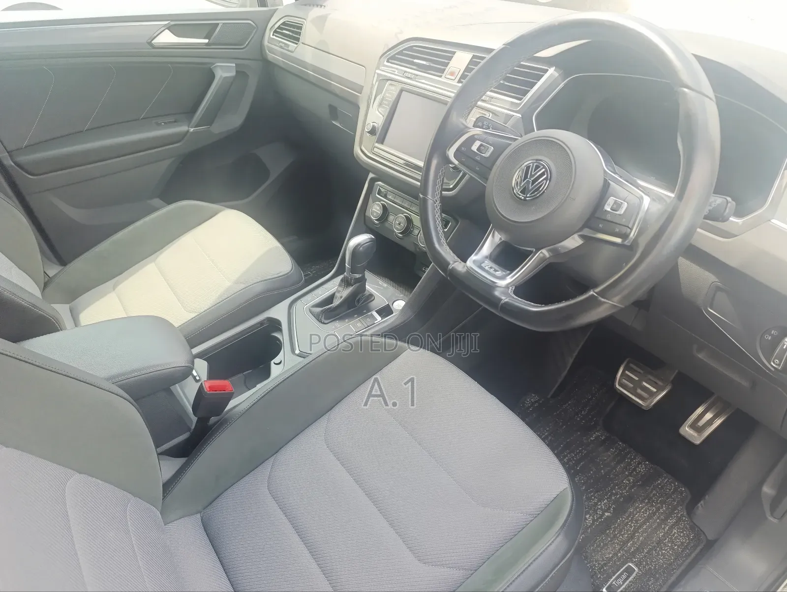 Volkswagen Tiguan 2019 White