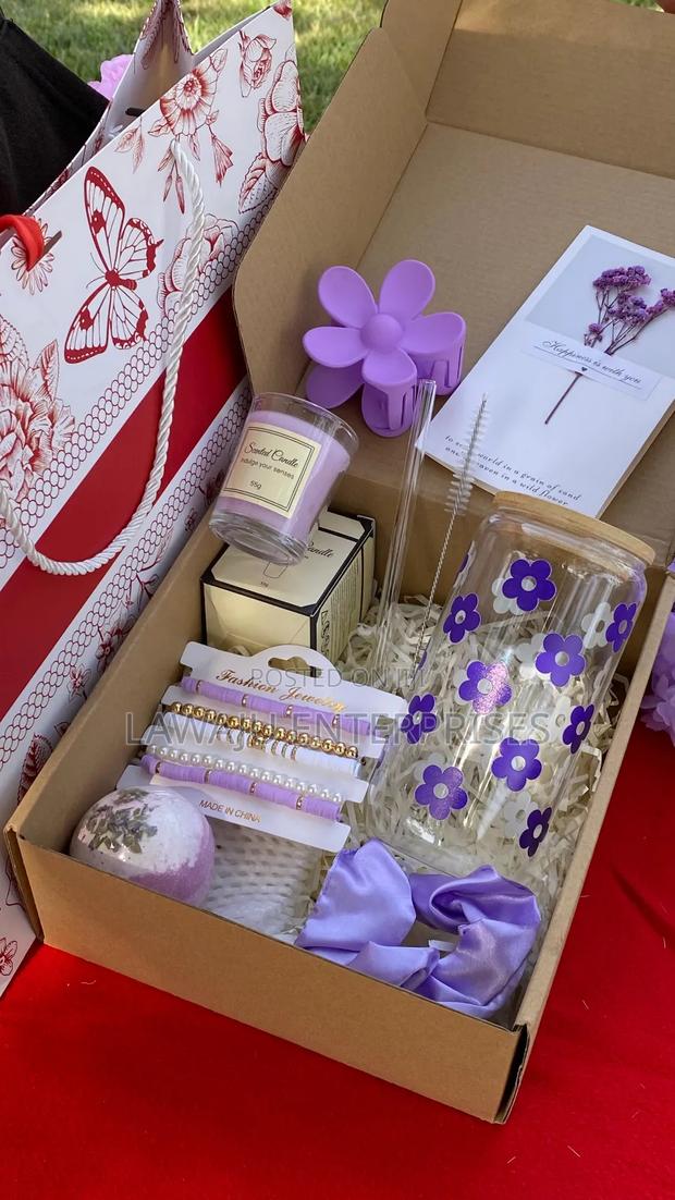 Ladies Valentine's Gift Set - thumbnail 2
