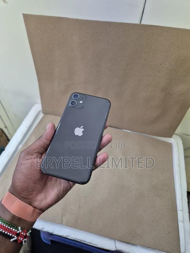 Apple iPhone 11 128 GB Black - thumbnail 3