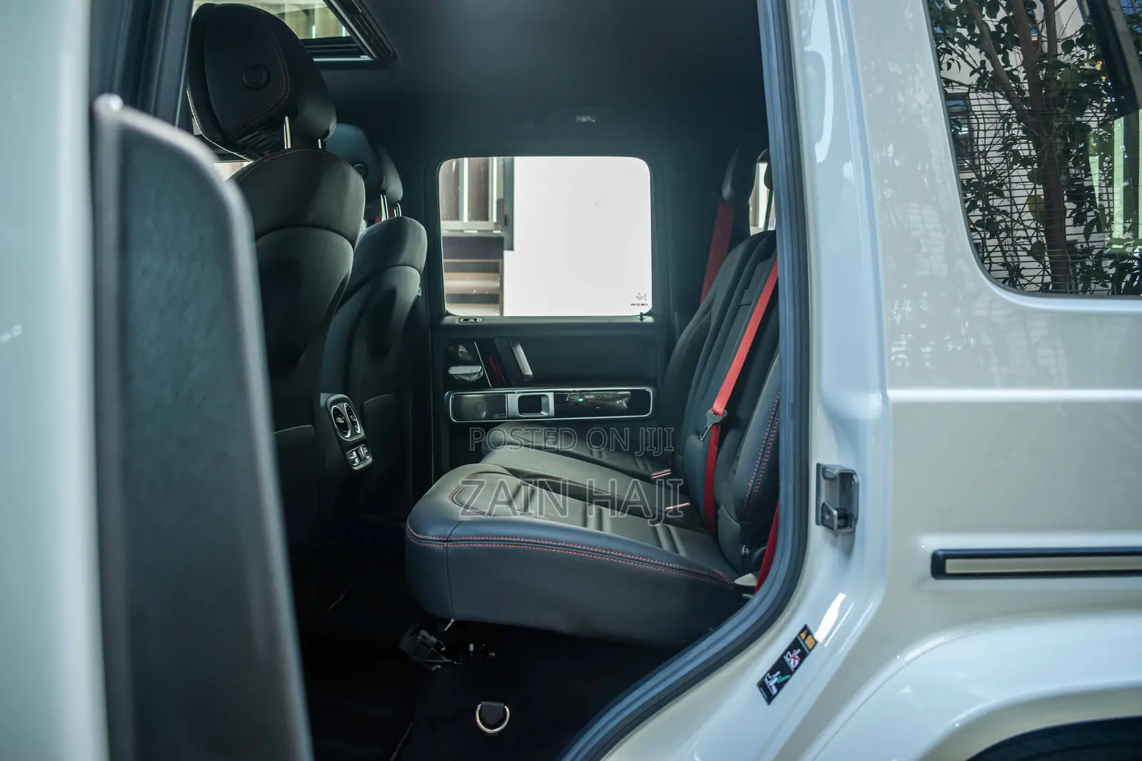 Mercedes-Benz G-Class 2019 White