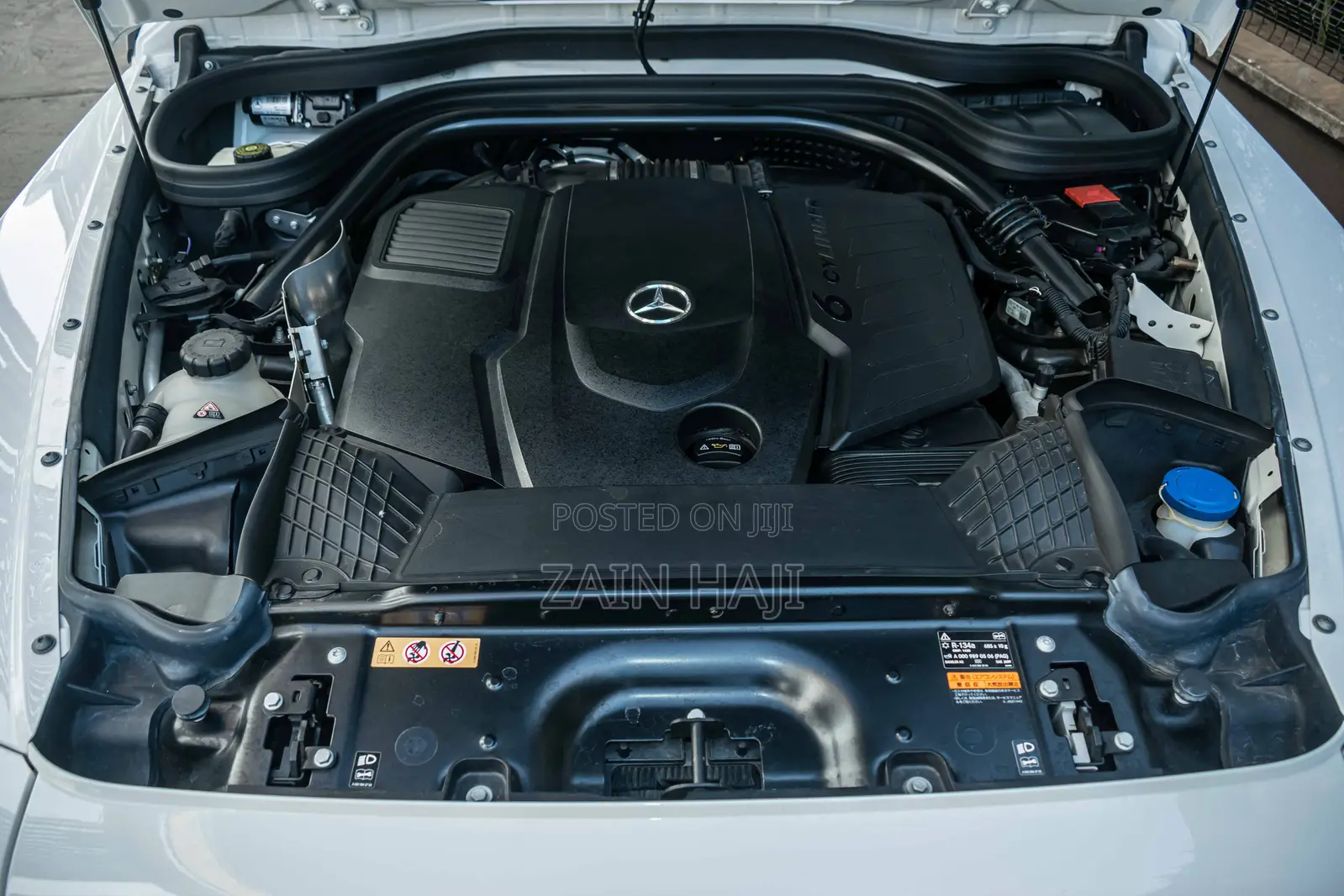 Mercedes-Benz G-Class 2019 White