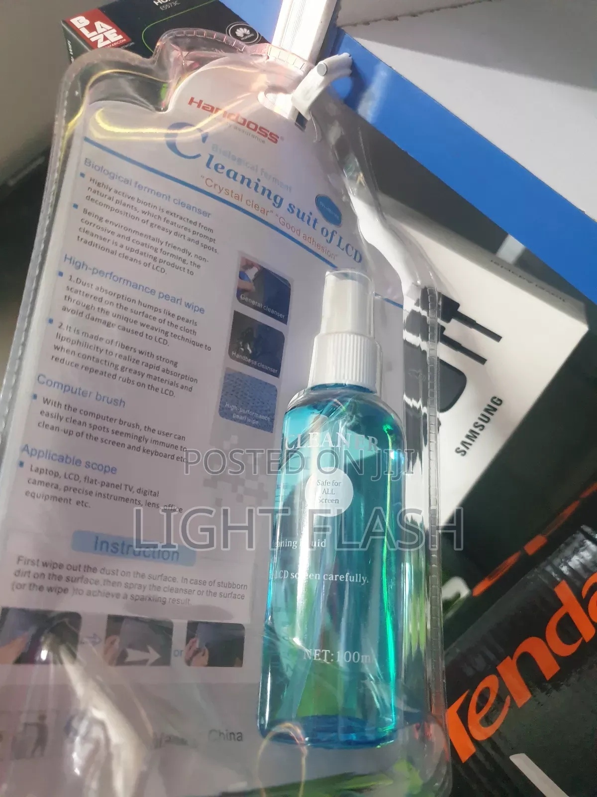 Cleaning Suit of LCD Screen