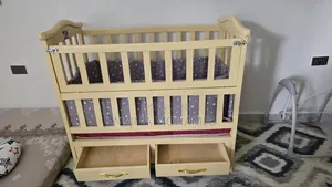 Baby Crib/Bed