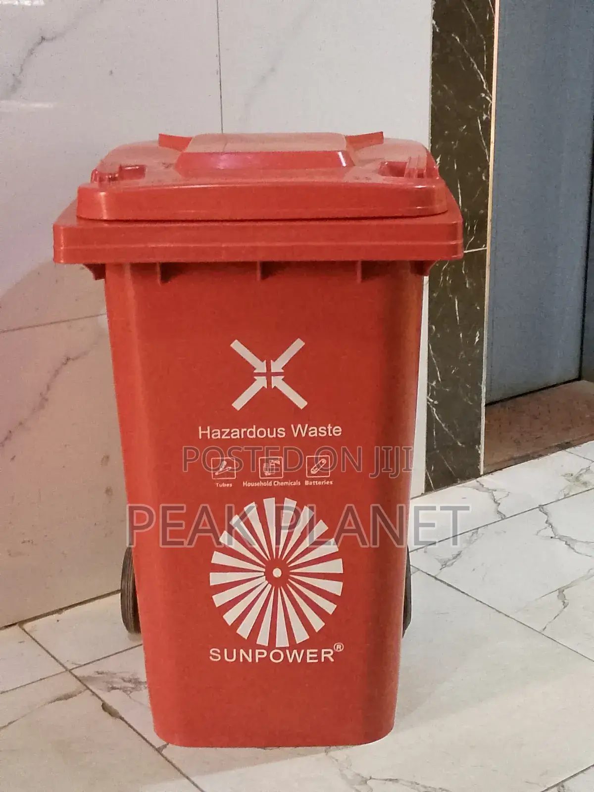 Durable 240l Plastic Wheelie Bin With Lid