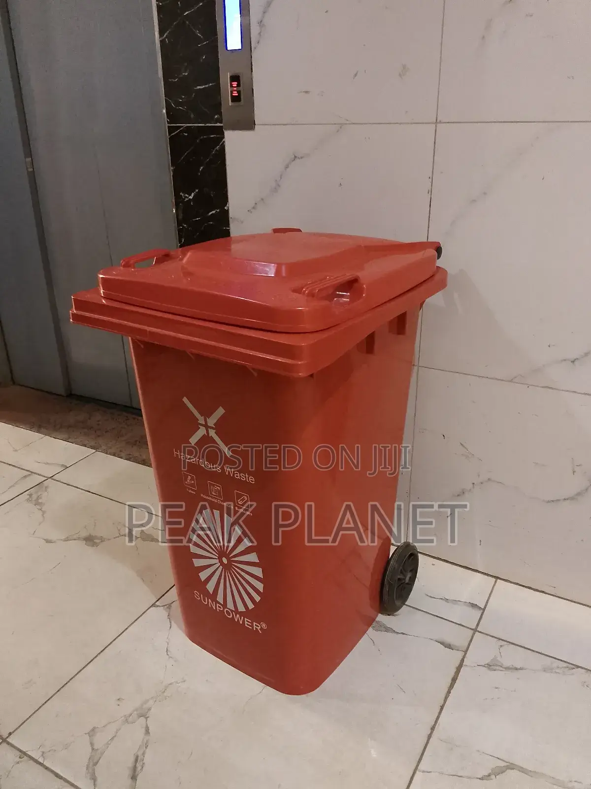 Strong Outdoor 240l Dustbin – New Stock