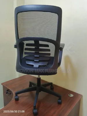 Black Low Back Rotating Chairs