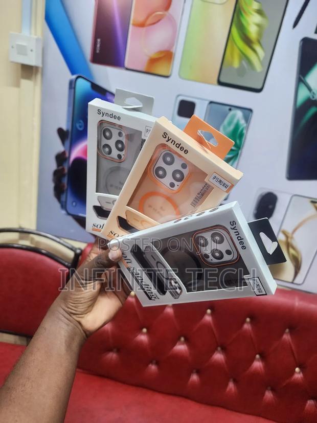 iPhone 15 Pro Max Magnetic Cases - thumbnail 3