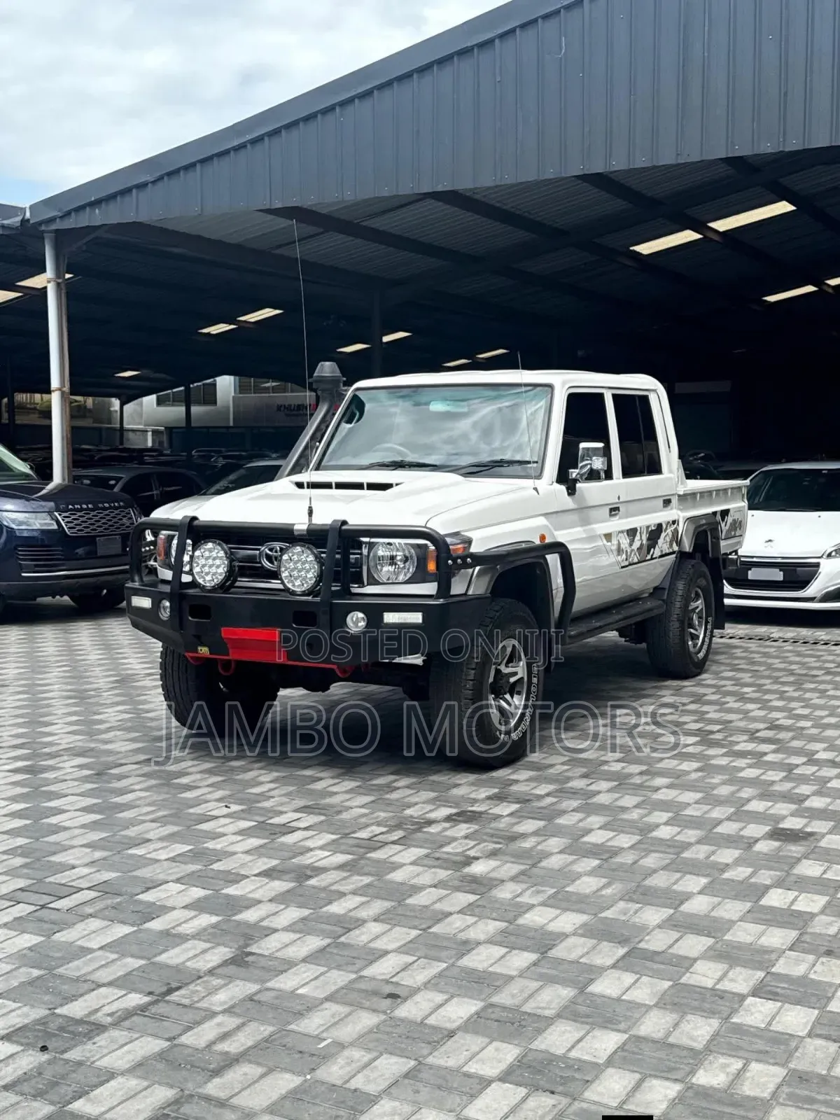 Toyota Land Cruiser 79 Series 2019 White