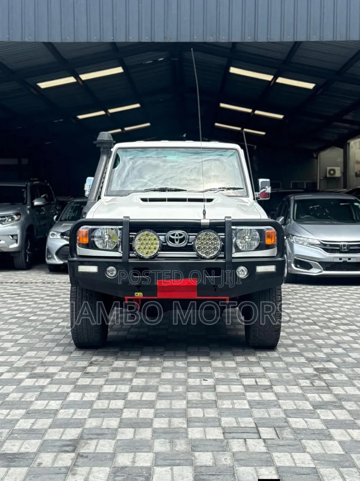 Toyota Land Cruiser 79 Series 2019 White